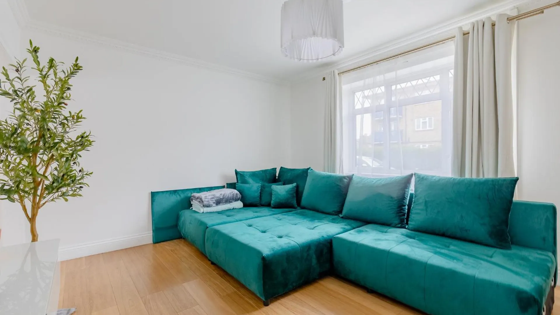 Holiday home Spacious 4Bd Home With Large Garden East London United Kingdom